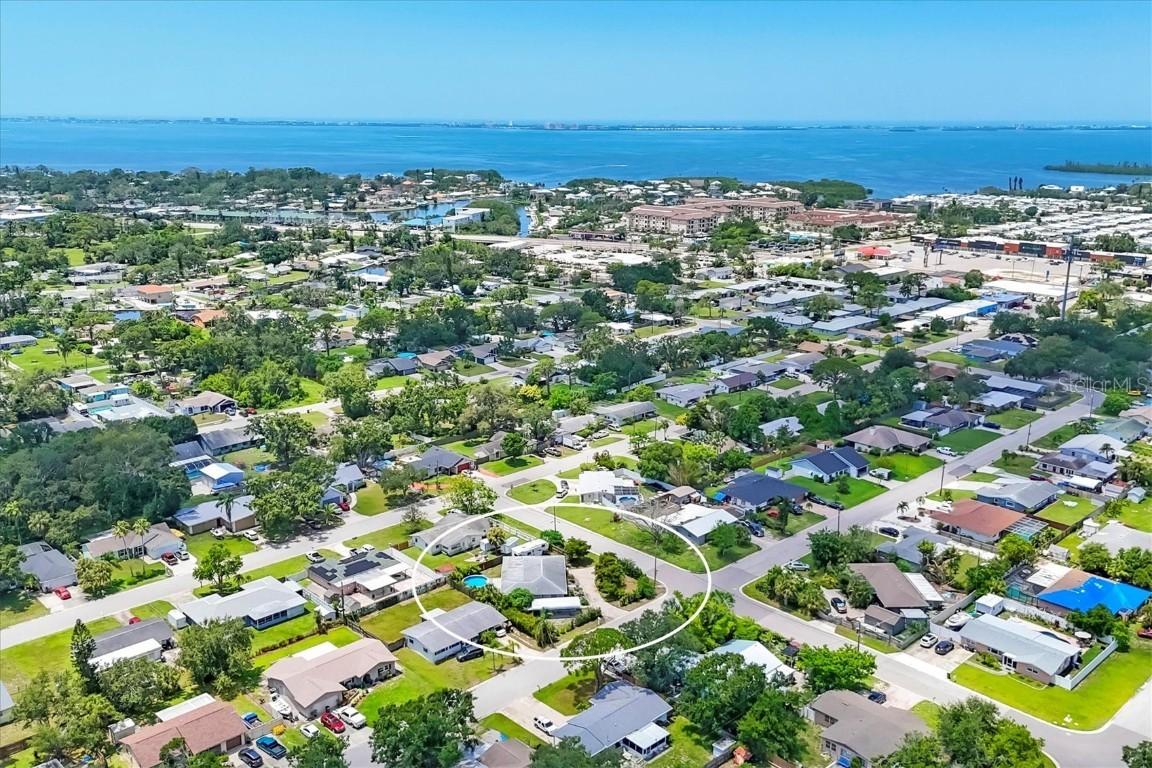 808 67th Avenue Ter., Bradenton, FL 34207