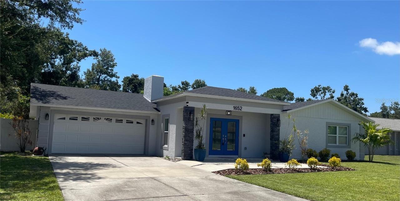 1652 Georgetowne Blvd., Sarasota, FL 34232