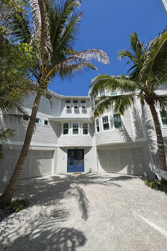 112 11th St., Bradenton Beach, FL 34217