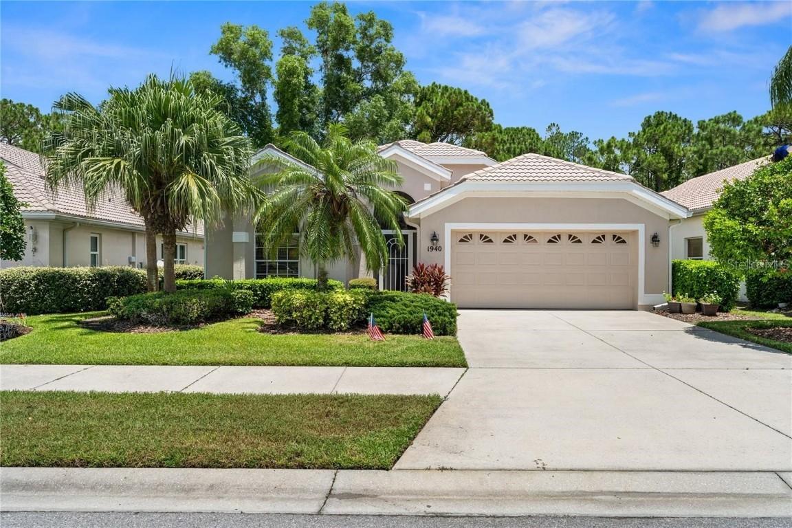 1940 Wyndham Dr., Sarasota, FL 34235