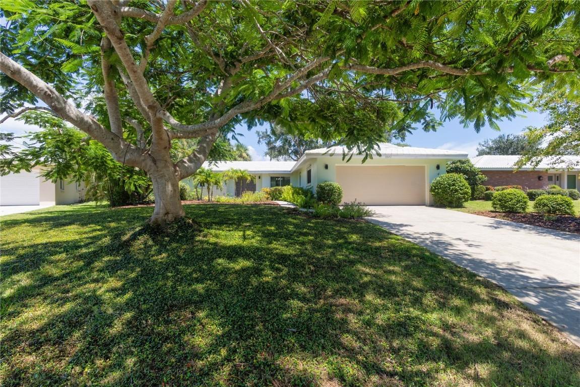 3337 Spring Mill Cir., Sarasota, FL 34239
