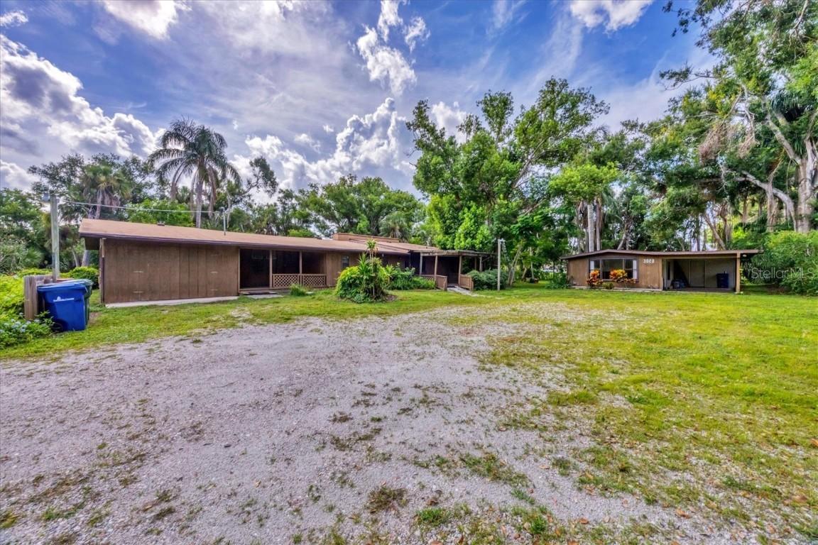 3034 Proctor Rd., Sarasota, FL 34231