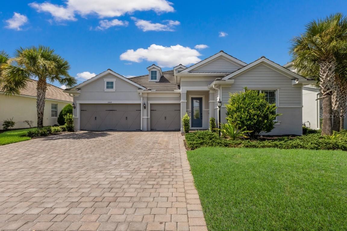 12012 Blue Hill Trail, Lakewood Ranch, FL 34211