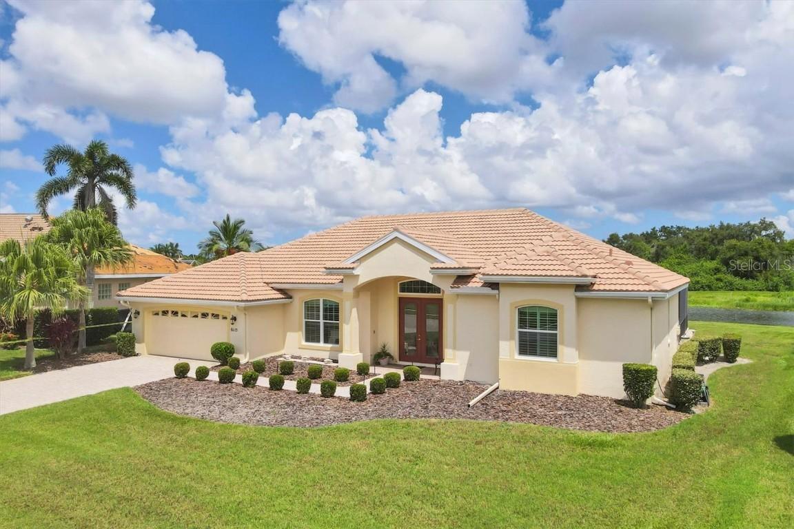 6115 Stillwater Ct., Bradenton, FL 34201