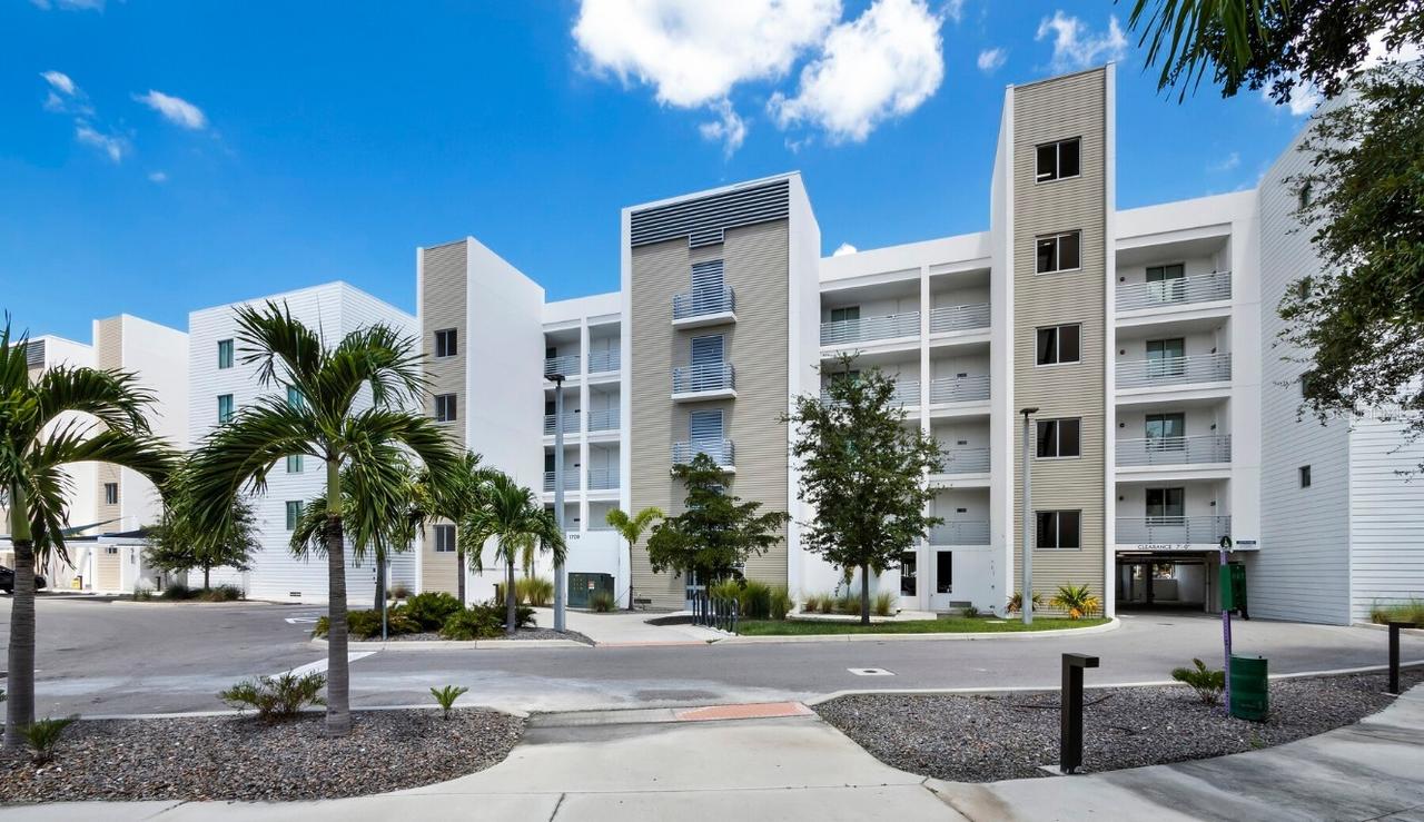 1709 N Tamiami Tr. #525, Sarasota, FL 34234