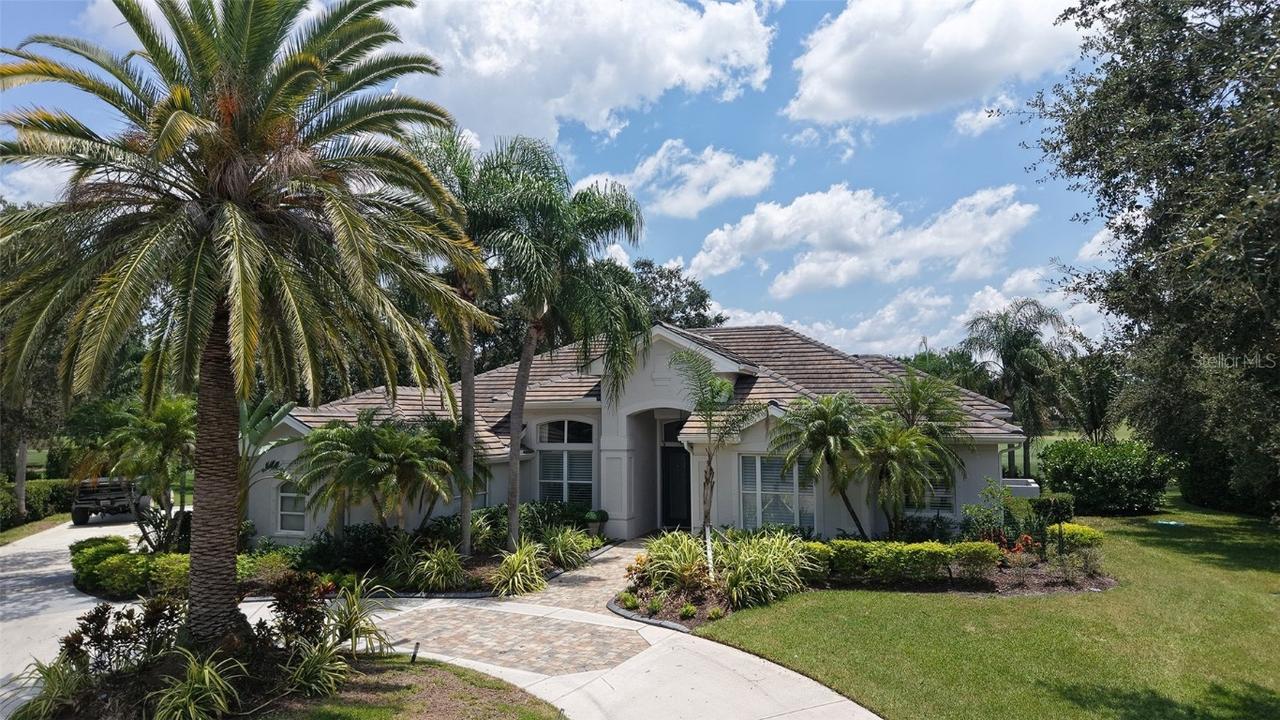 2906 Alex Mckay Pl., Sarasota, FL 34240