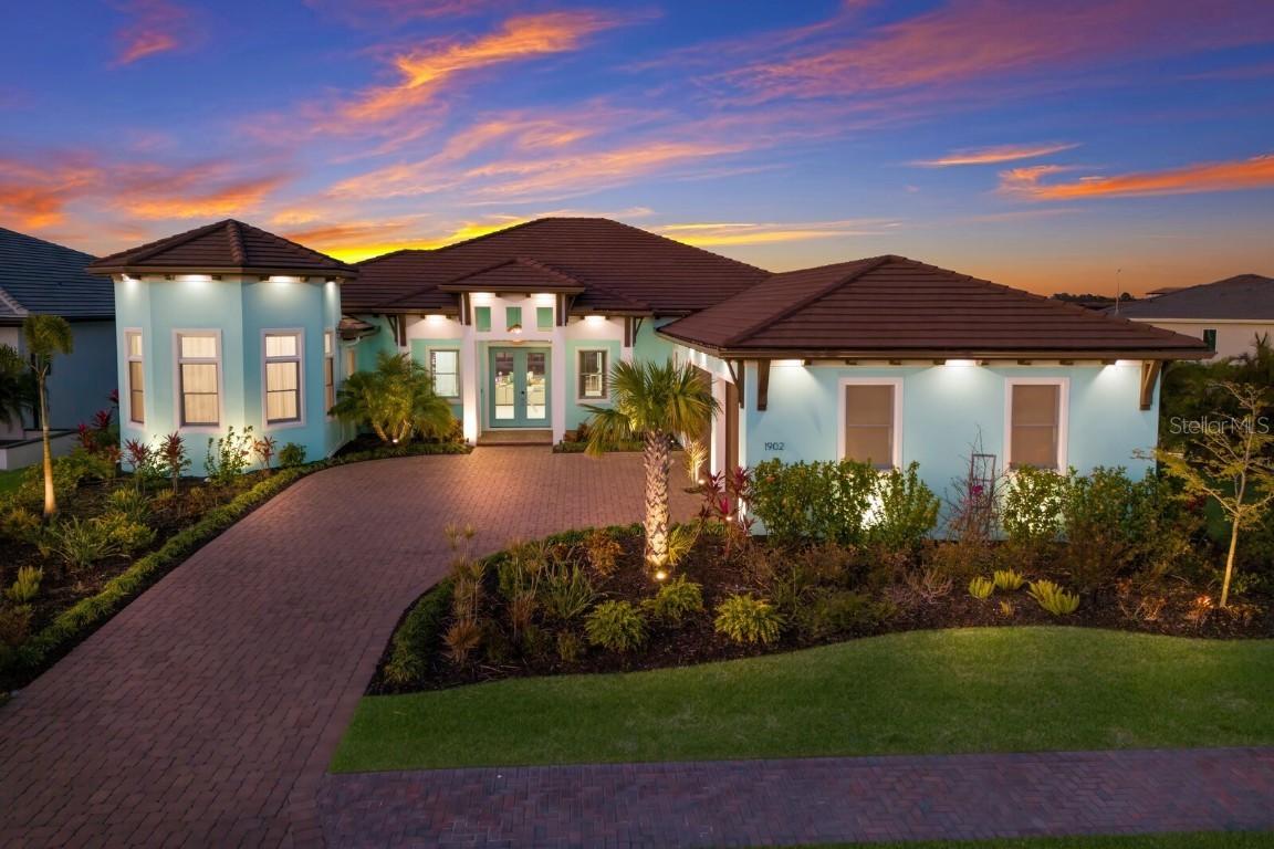 1902 4th St., Palmetto, FL 34221