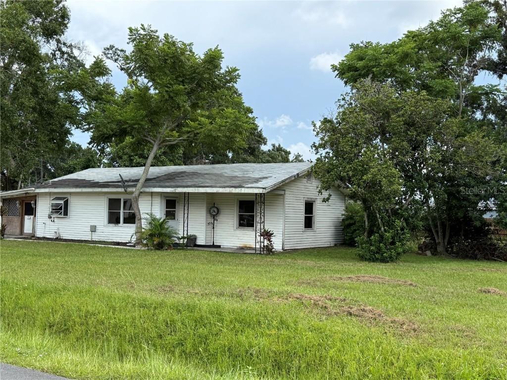 2104 37th Ave., Bradenton, FL 34208