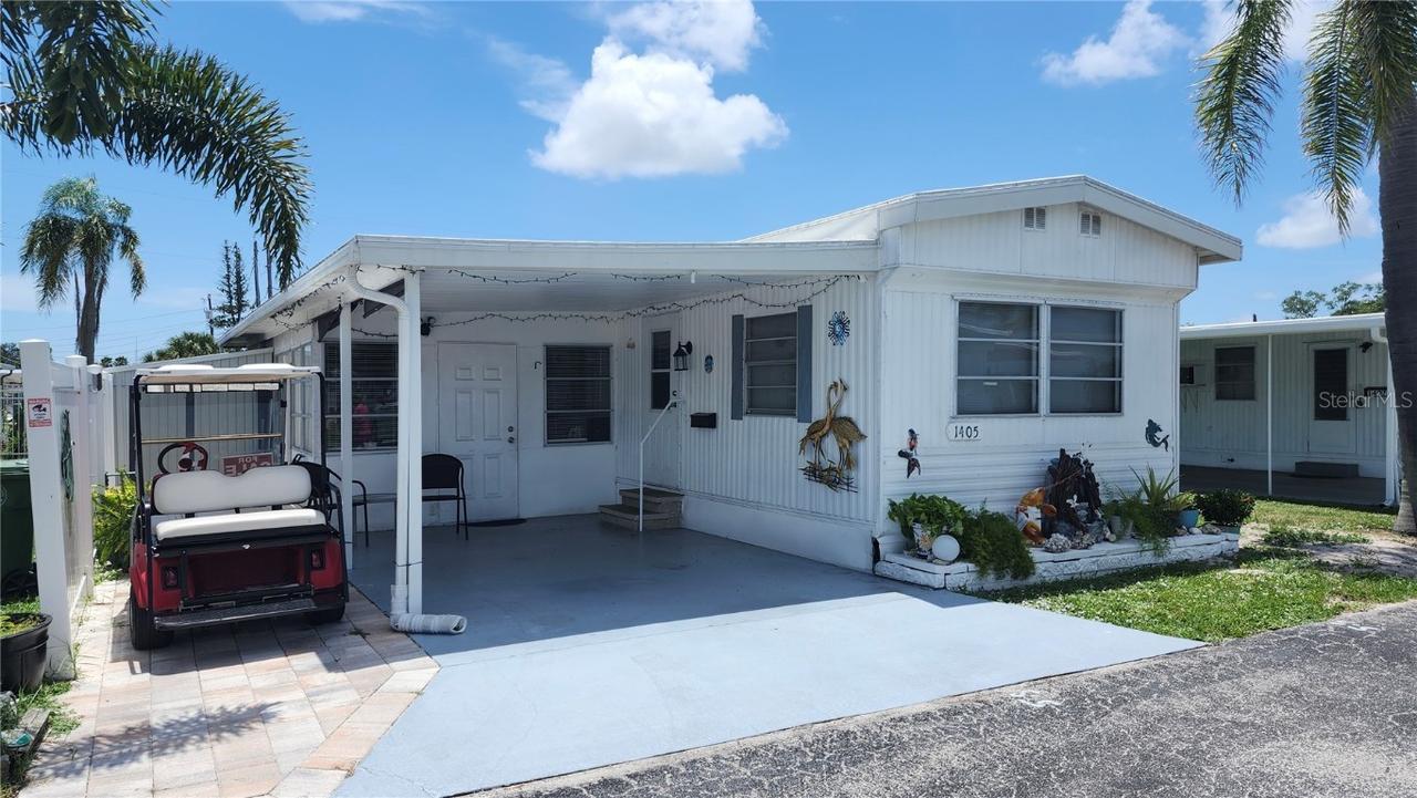 1405 25th Avenue Dr., Bradenton, FL 34205