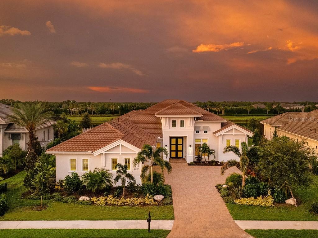 8532 Pavia Way, Lakewood Ranch, FL 34202
