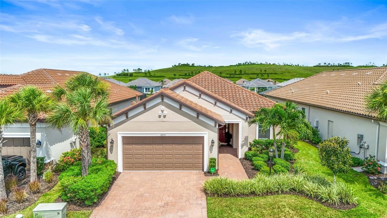 6253 Mesa Glen, Bradenton, FL 34203