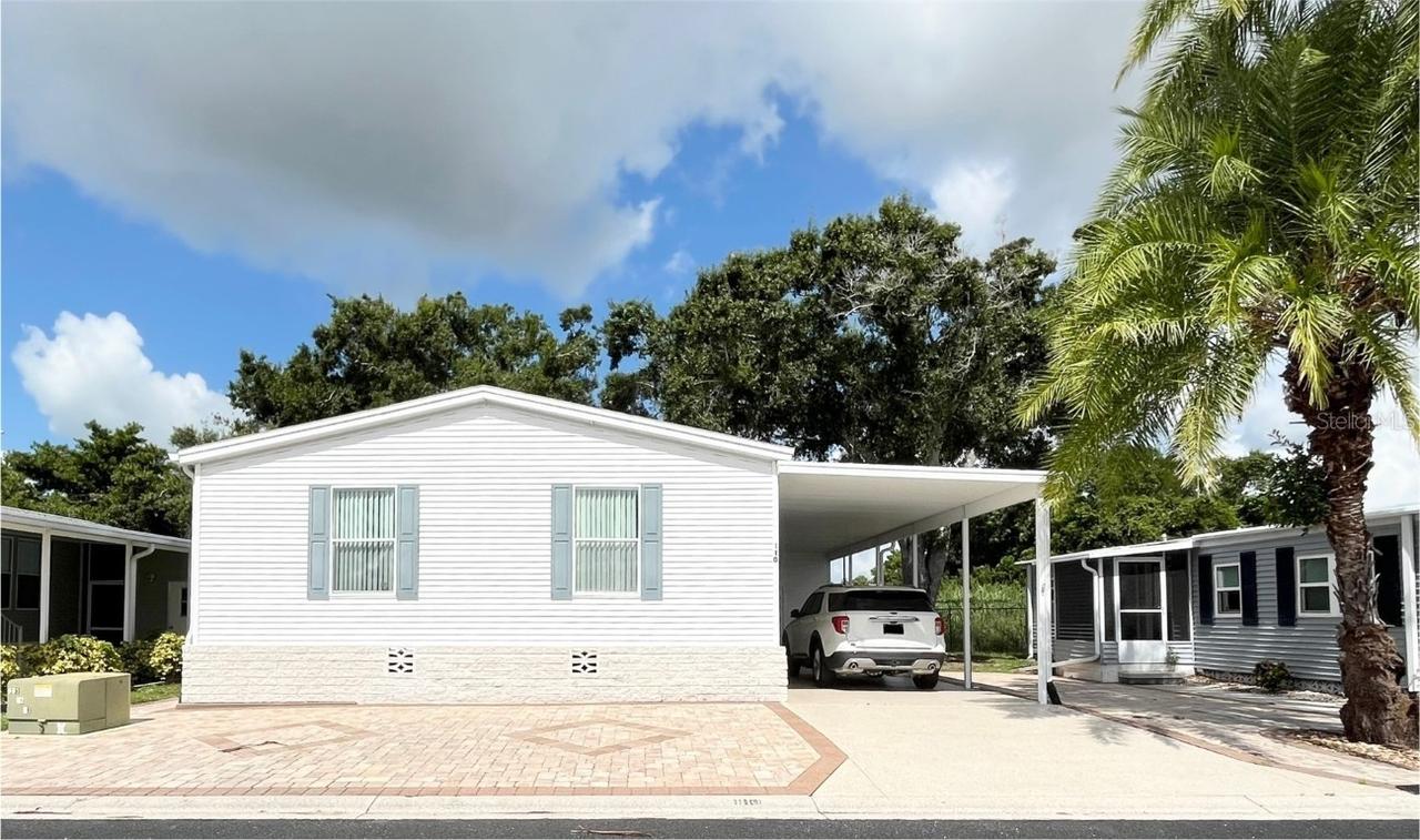 110 Oakwood Blvd., Sarasota, FL 34237