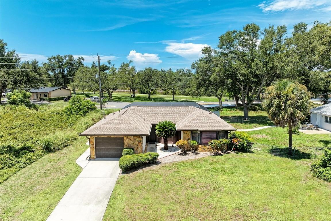 2430 Shamrock Dr., Venice, FL 34293