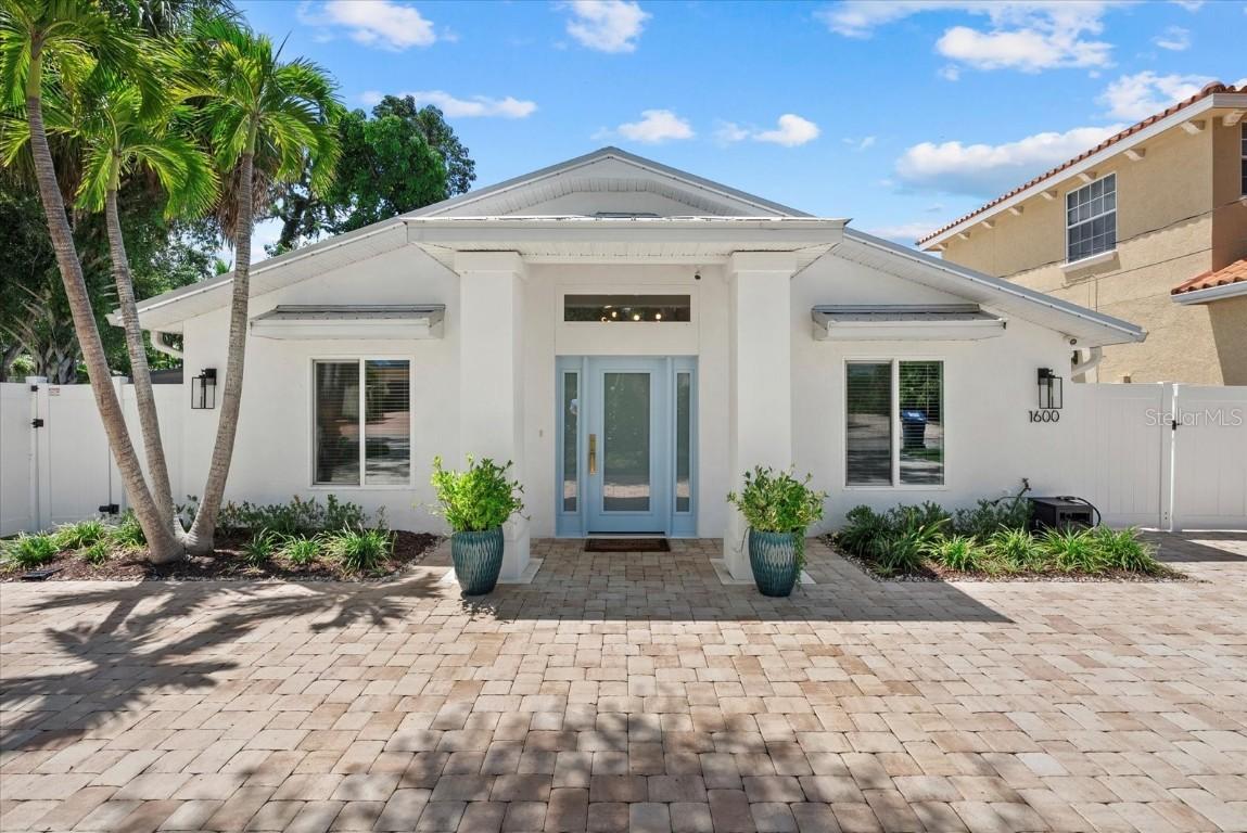 1600 Kenilworth St., Sarasota, FL 34231