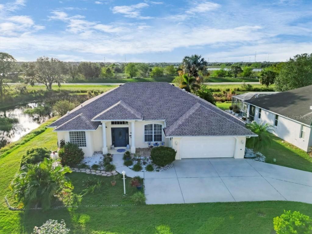 1057 Meadow Breeze Ln., Sarasota, FL 34240