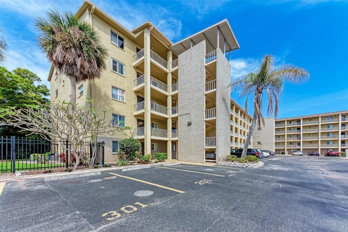 3514 Lake Bayshore Dr. #K-108, Bradenton, FL 34205