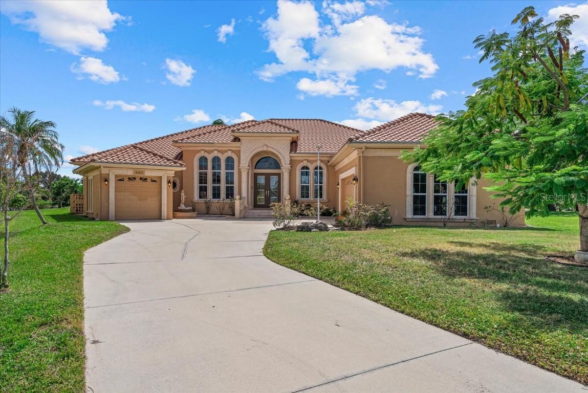 6165 9th Avenue Cir., Bradenton, FL 34212