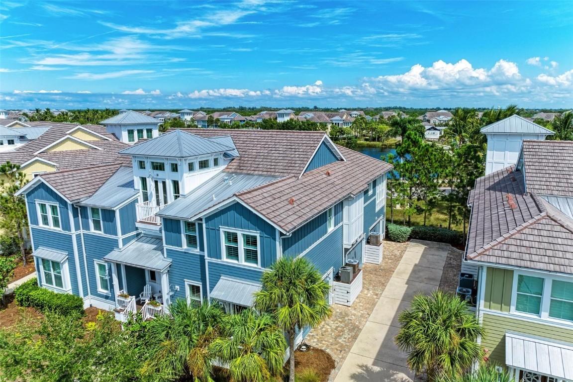 367 Compass Point Dr. #201, Bradenton, FL 34209