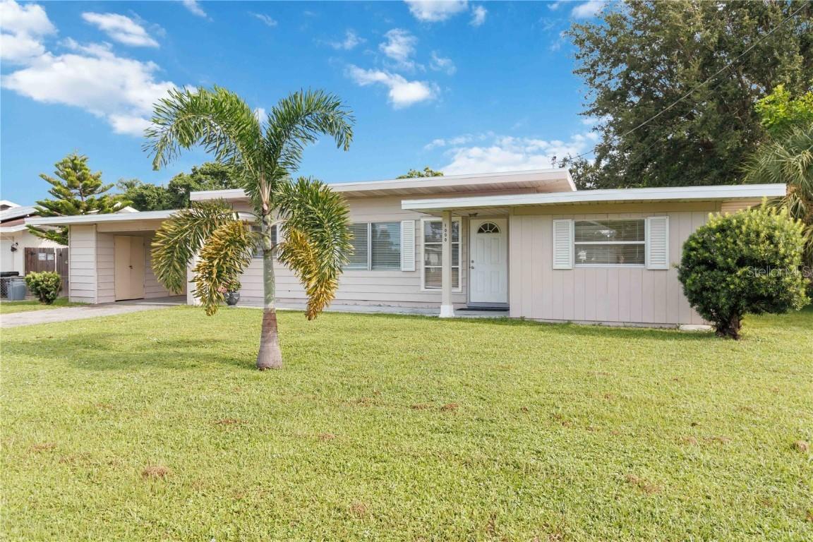 1000 39th Ave., Bradenton, FL 34205