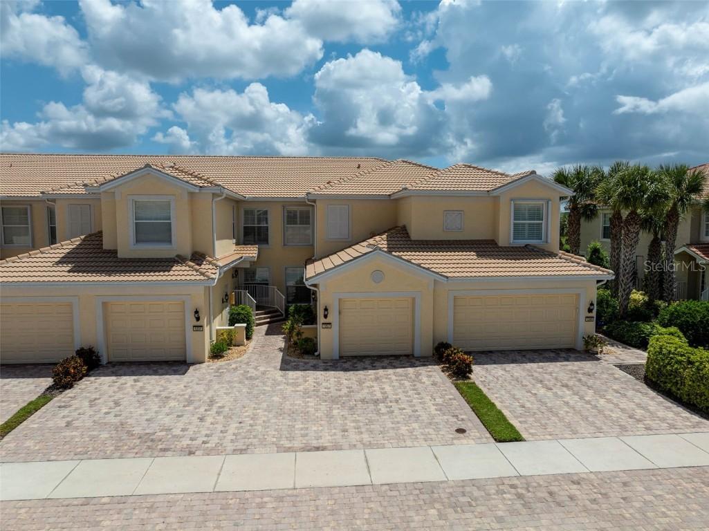 1257 Burgos Dr. #302, Sarasota, FL 34238
