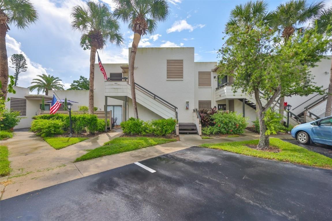 505 Lakeside Dr., Bradenton, FL 34210