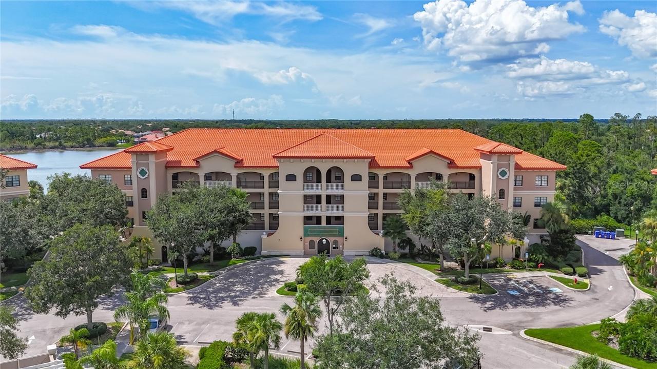 7612 Lake Vista Ct. #208, Lakewood Ranch, FL 34202