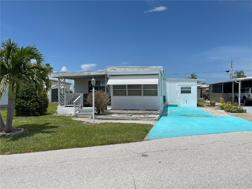 6608 Oregon St., Bradenton, FL 34207