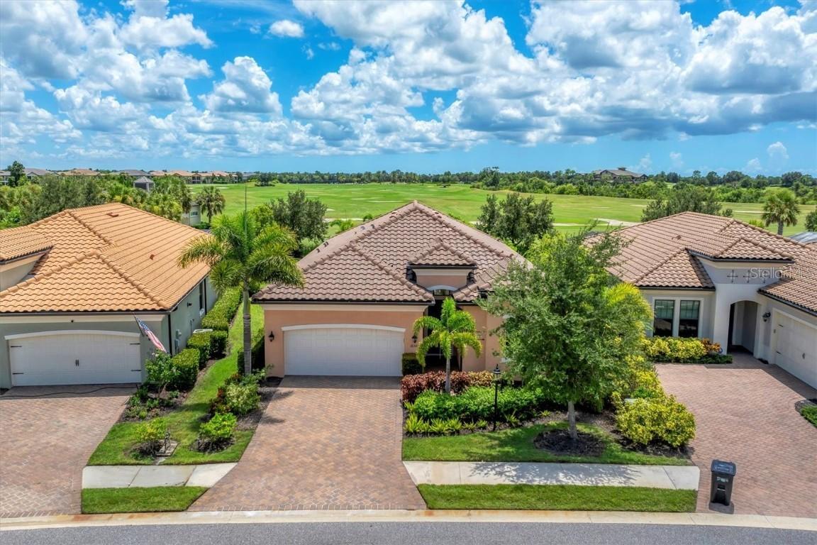 16508 Hillside Cir., Bradenton, FL 34202