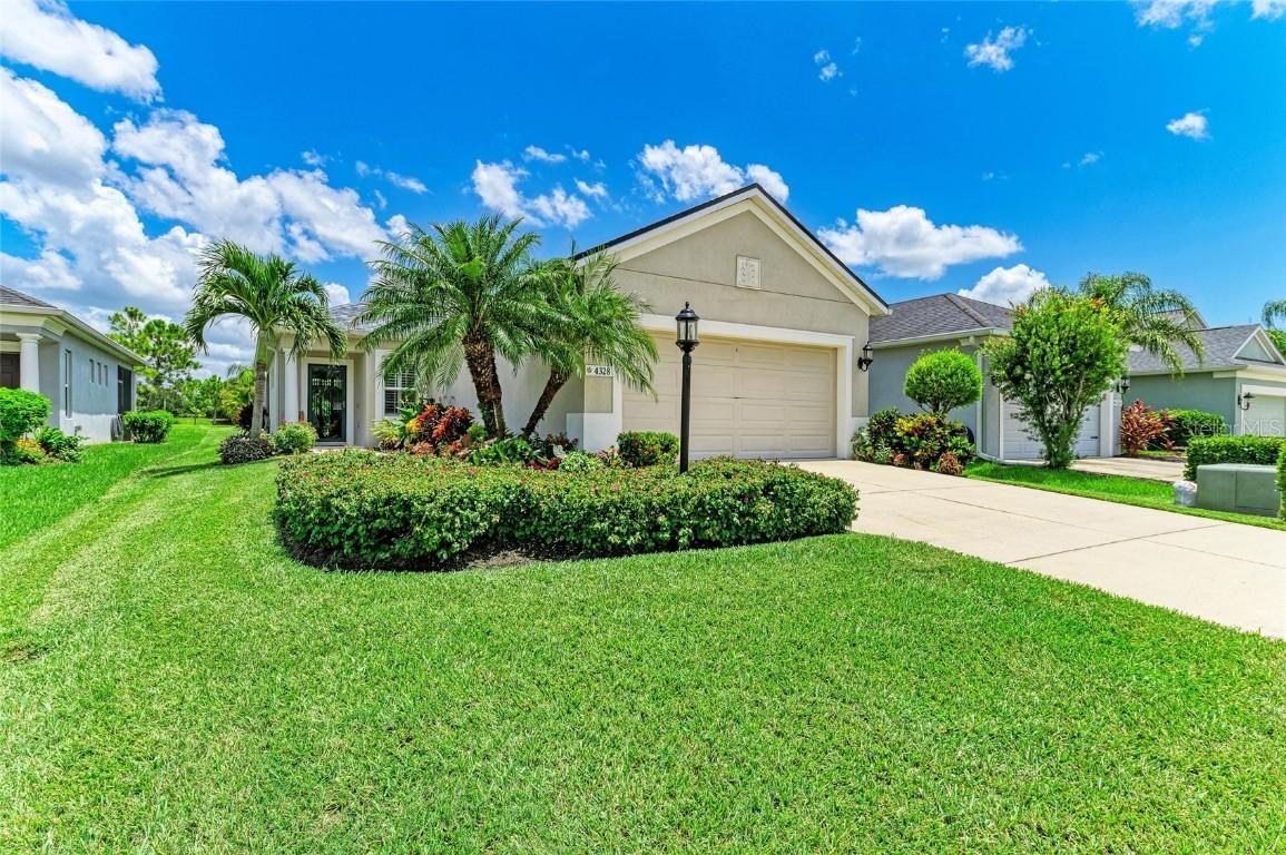 4328 Magnolia Blossom Dr., Parrish, FL 34219