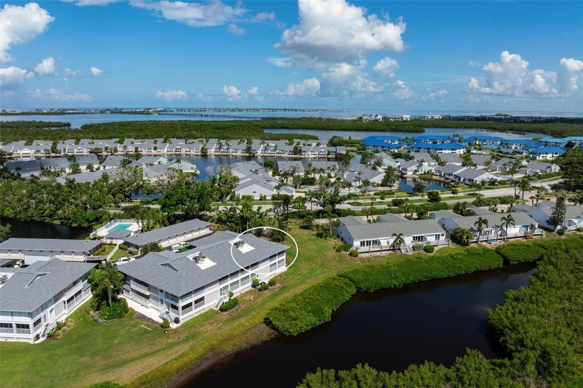 1103 Edgewater Cir., Bradenton, FL 34209