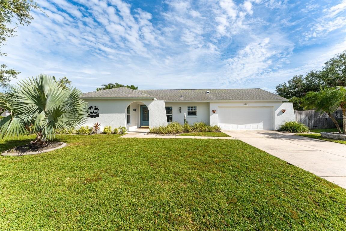 6993 Easton Ct., Sarasota, FL 34238