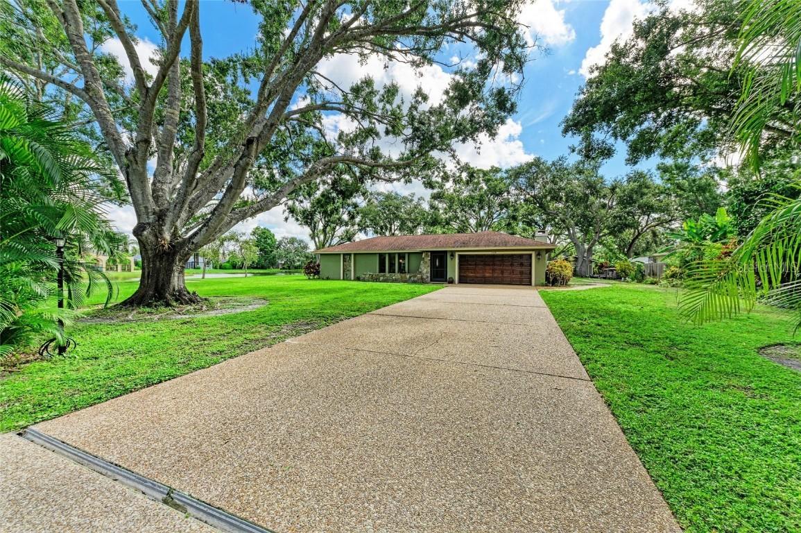 5225 Fielding Ln., Sarasota, FL 34233