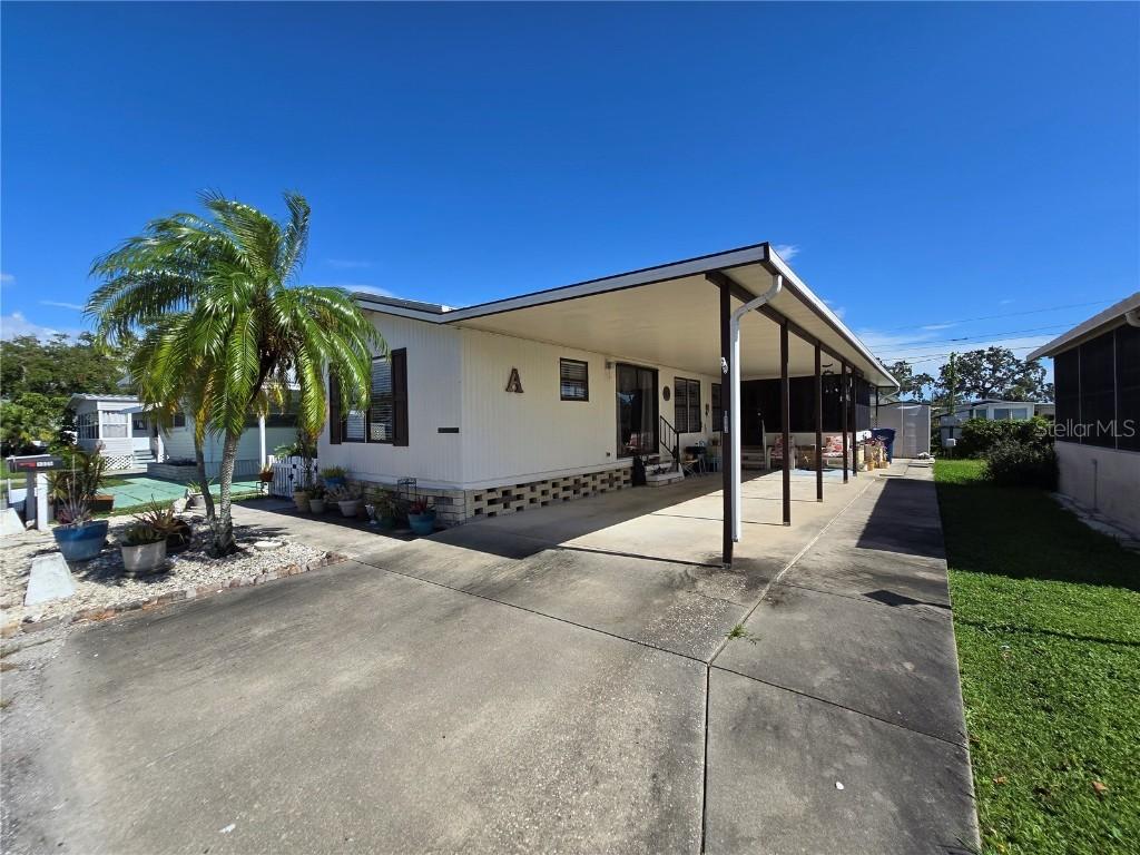 1002 51st Avenue Plz., Bradenton, FL 34207