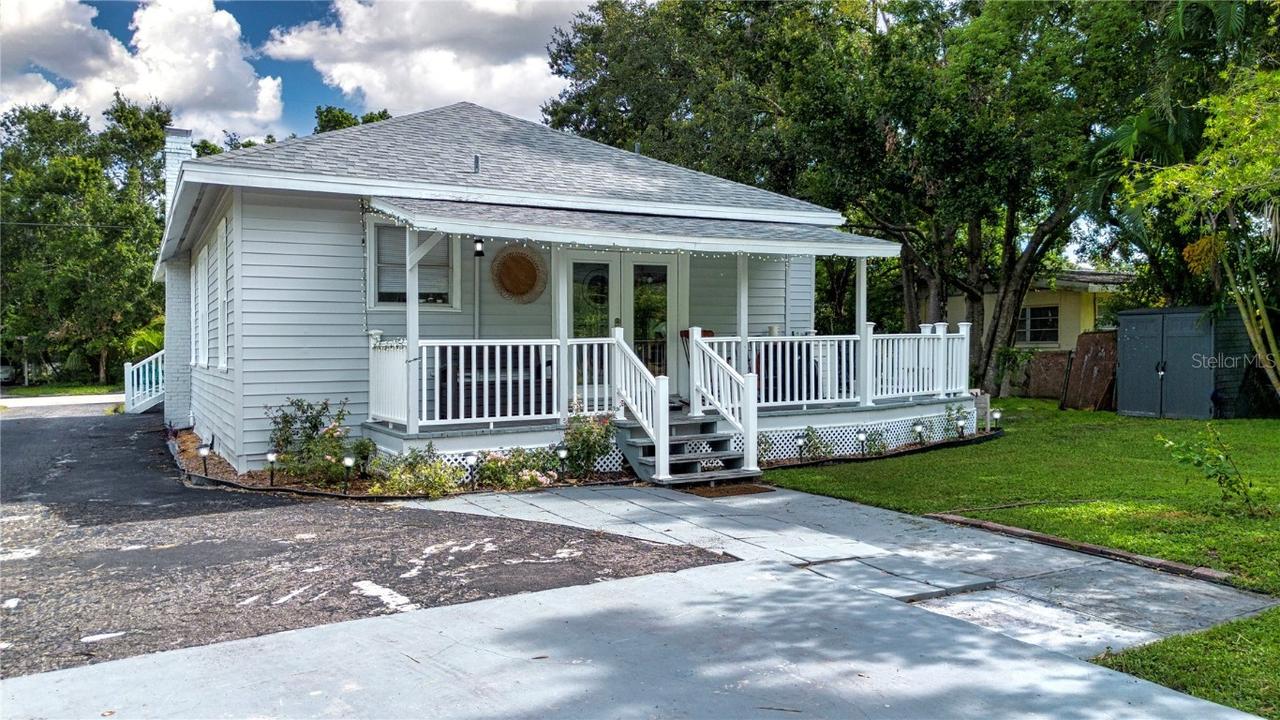 1517 5th St., Palmetto, FL 34221