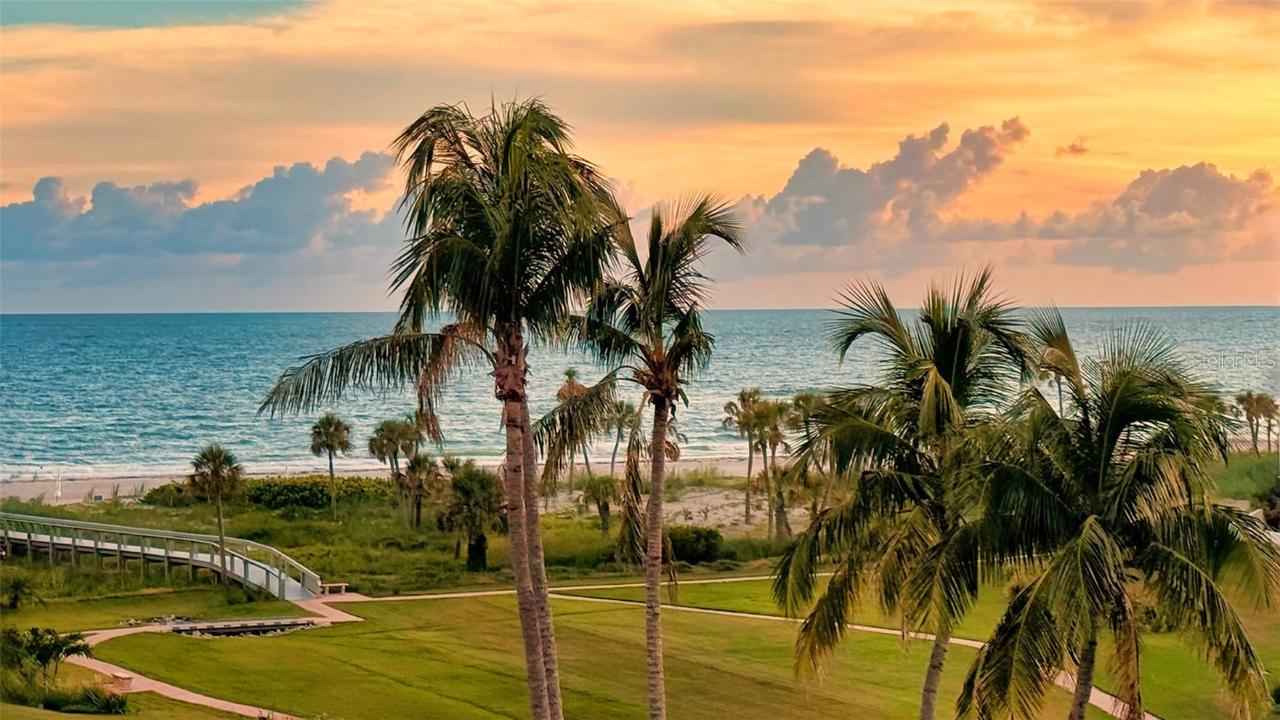 1445 Gulf Of Mexico Dr. #404, Longboat Key, FL 34228