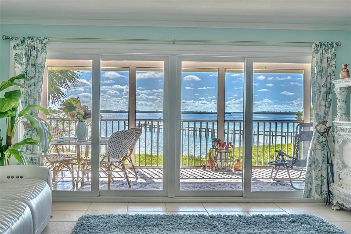 749 Manatee Ave., Holmes Beach, FL 34217