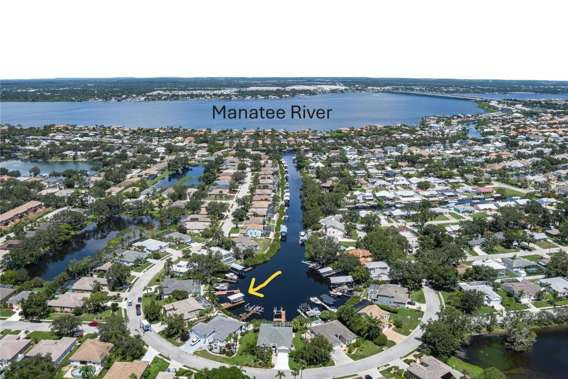 144 41st Cir., Bradenton, FL 34208