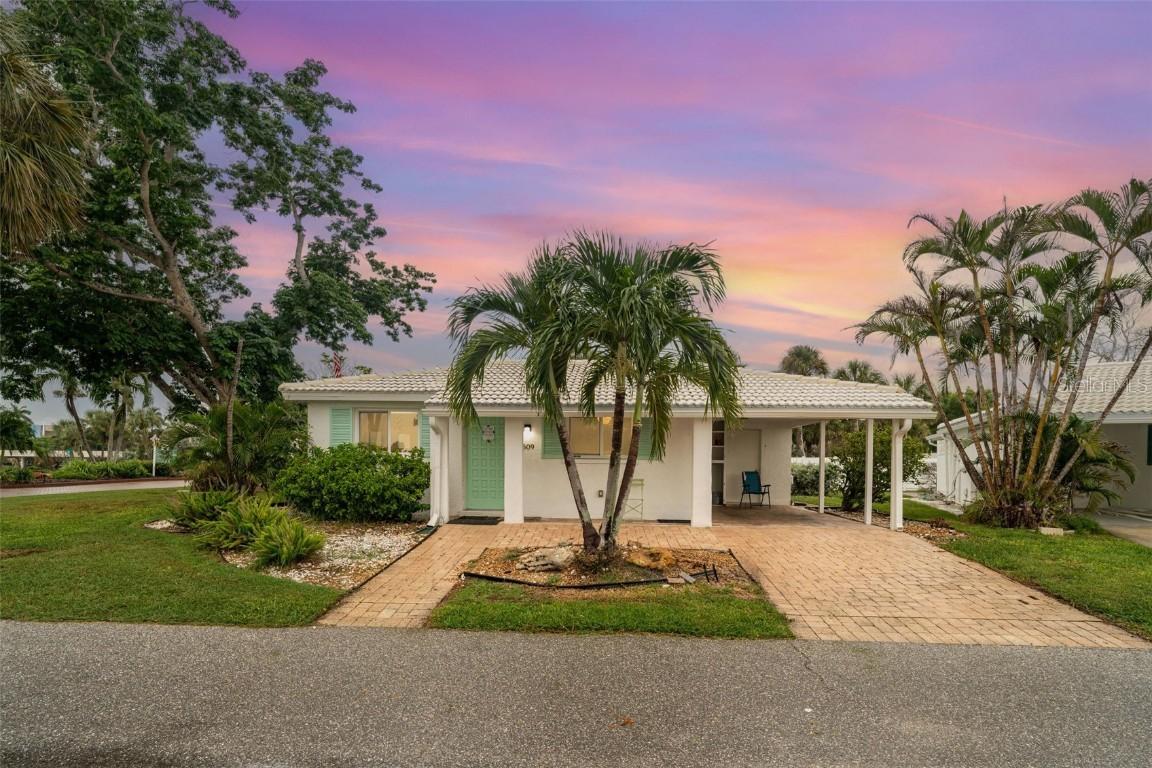509 Spanish Dr., Longboat Key, FL 34228