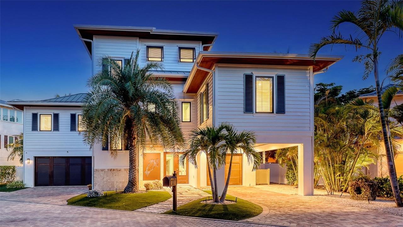 5005 Gulf Of Mexico Dr. #5, Longboat Key, FL 34228