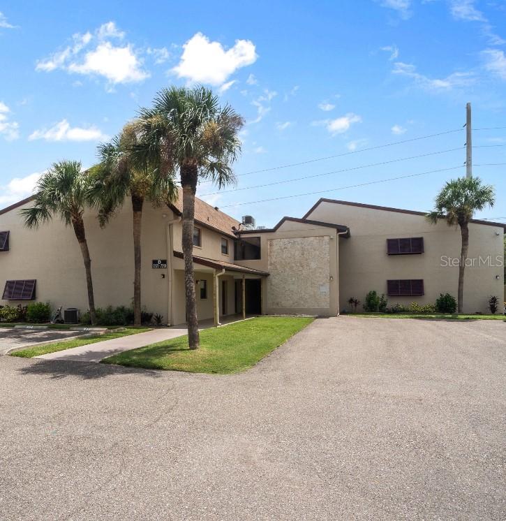 7291 Cloister Dr. #222, Sarasota, FL 34231