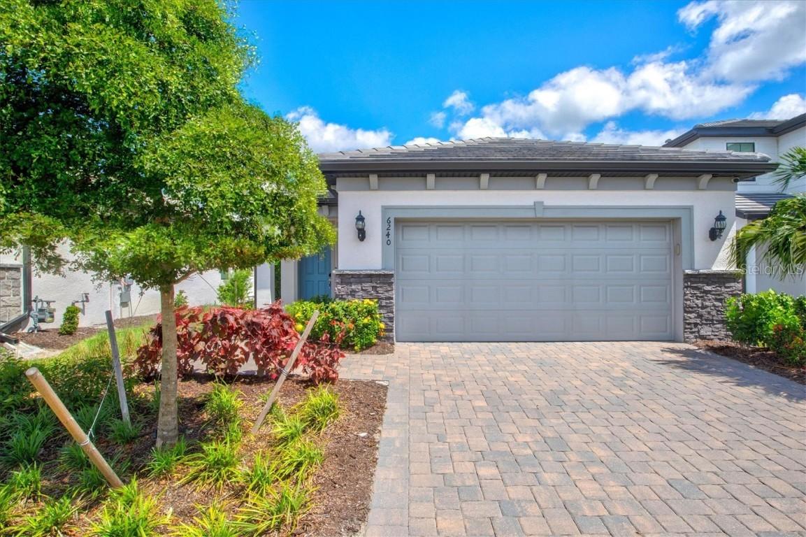 6240 Winding Pine Dr., Nokomis, FL 34275