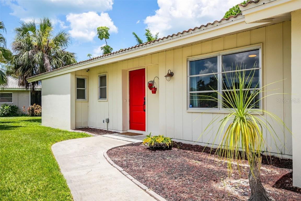 7460 Mariana Dr., Sarasota, FL 34231