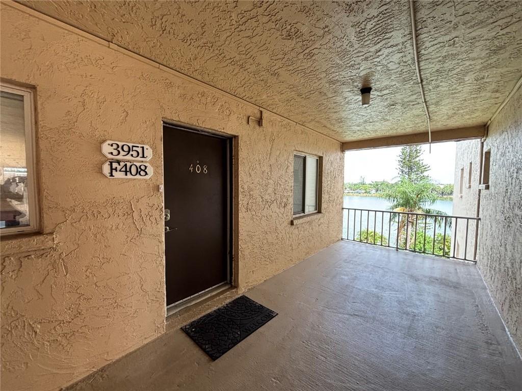 3951 Lake Bayshore Dr. #F408, Bradenton, FL 34205