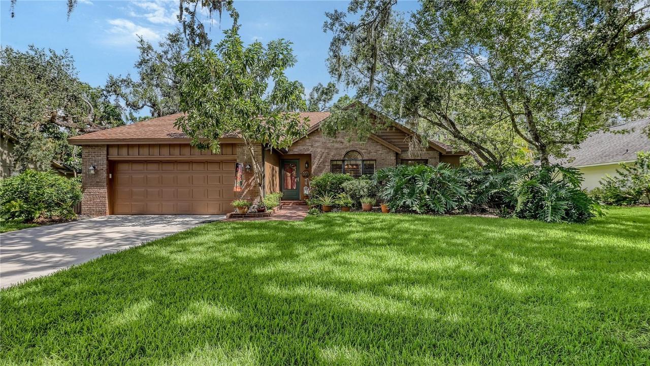 4453 Little John Tr., Sarasota, FL 34232
