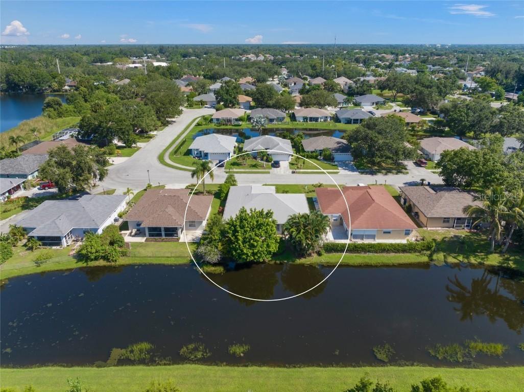 5242 Old Ashwood Dr., Sarasota, FL 34233