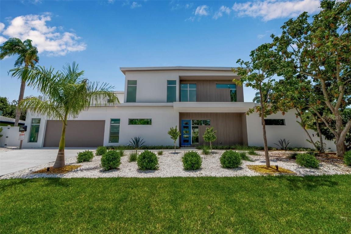 2534 Grove St., Sarasota, FL 34239