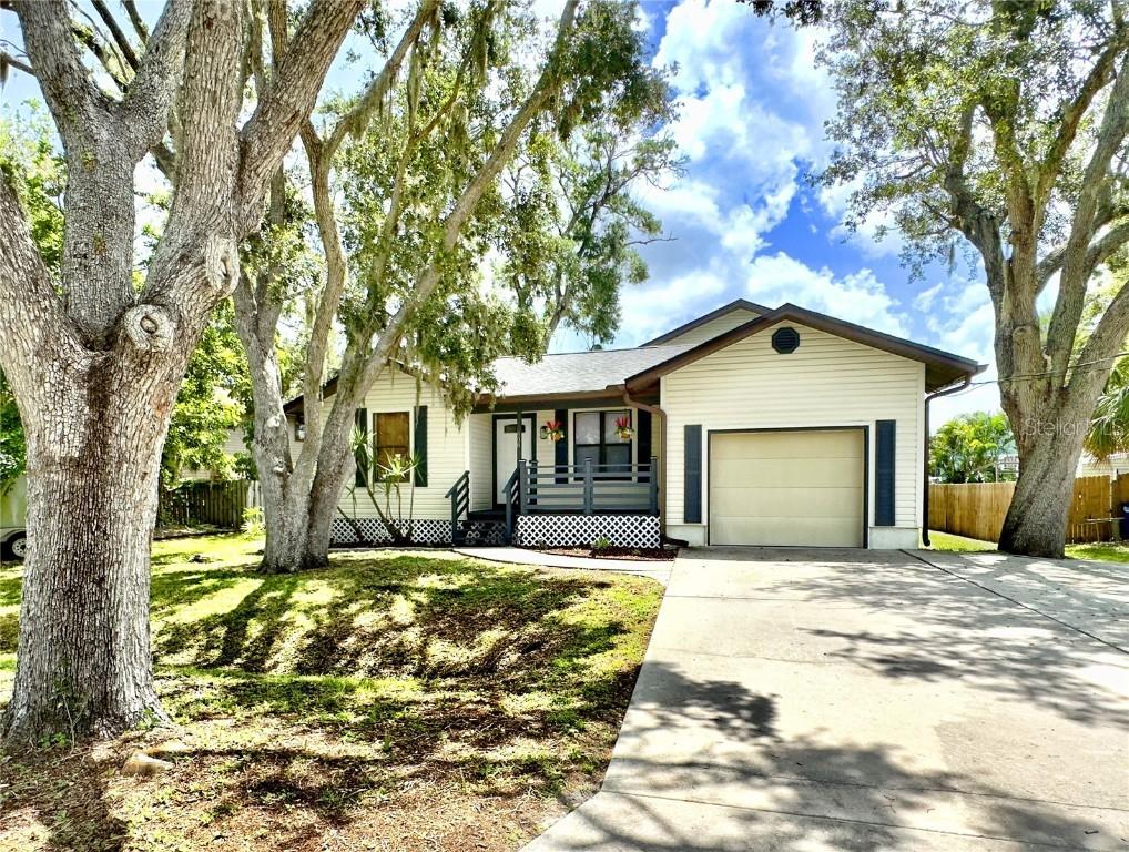 808 44th Ave., Ellenton, FL 34222