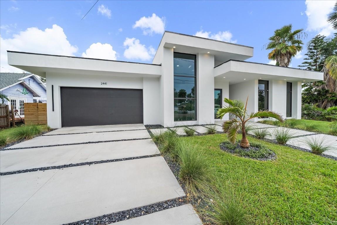 2441 Webber St., Sarasota, FL 34239