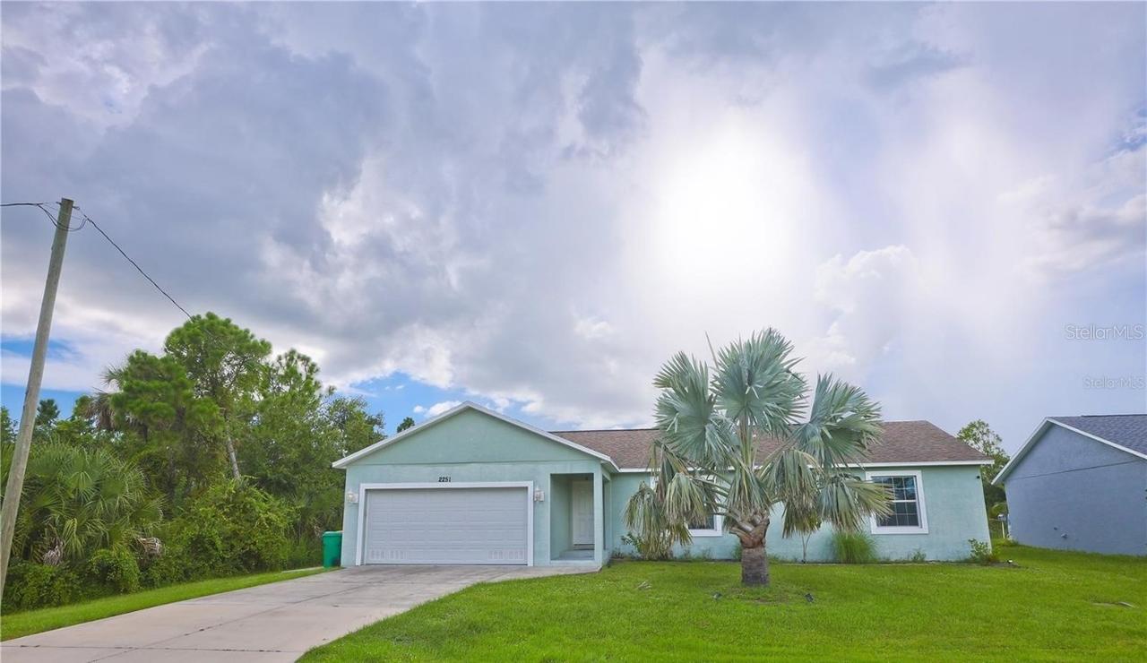 2251 Meetze St., Port Charlotte, FL 33953