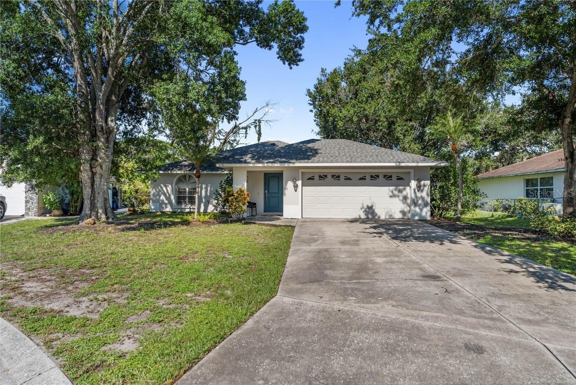 5471 Cynthia Ln., Sarasota, FL 34235